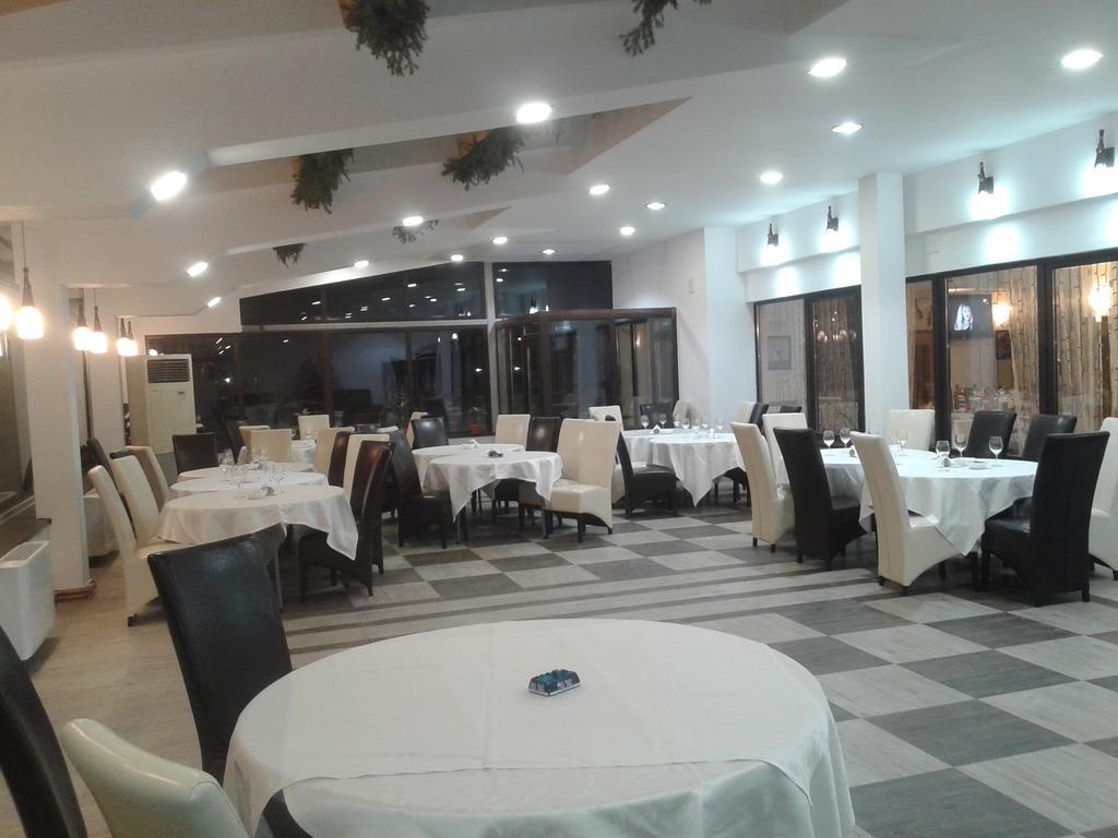 Hotel Zada Predeál Kültér fotó