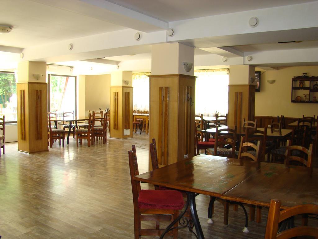Hotel Zada Predeál Kültér fotó